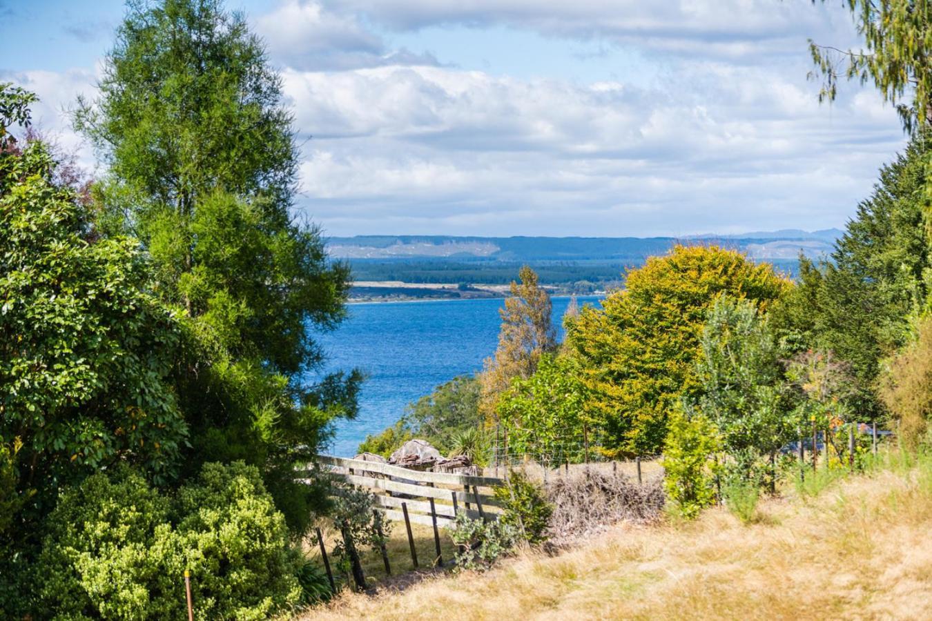 Hideaway At The Bay - Taupo. Villa Exterior photo