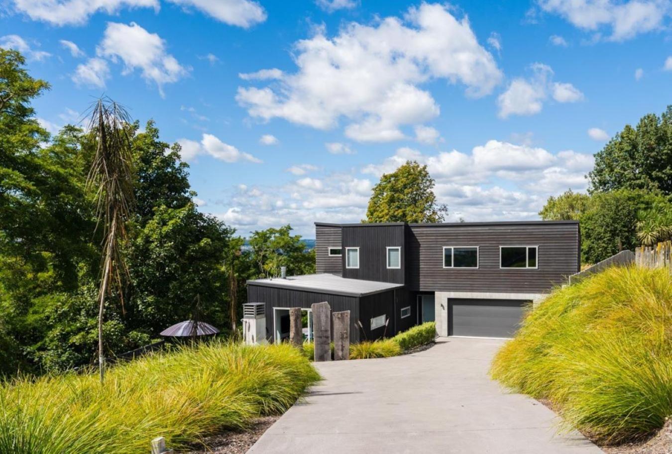 Hideaway At The Bay - Taupo. Villa Exterior photo